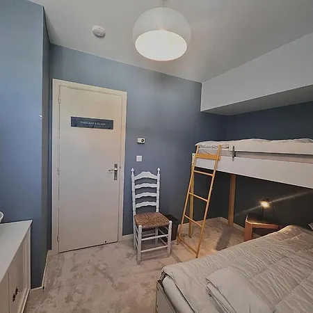 Sea View Family For 8 *